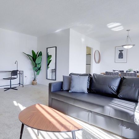 Spacious 2 Bedrooms Apt @Crystal City With Gym アーリントン エクステリア 写真