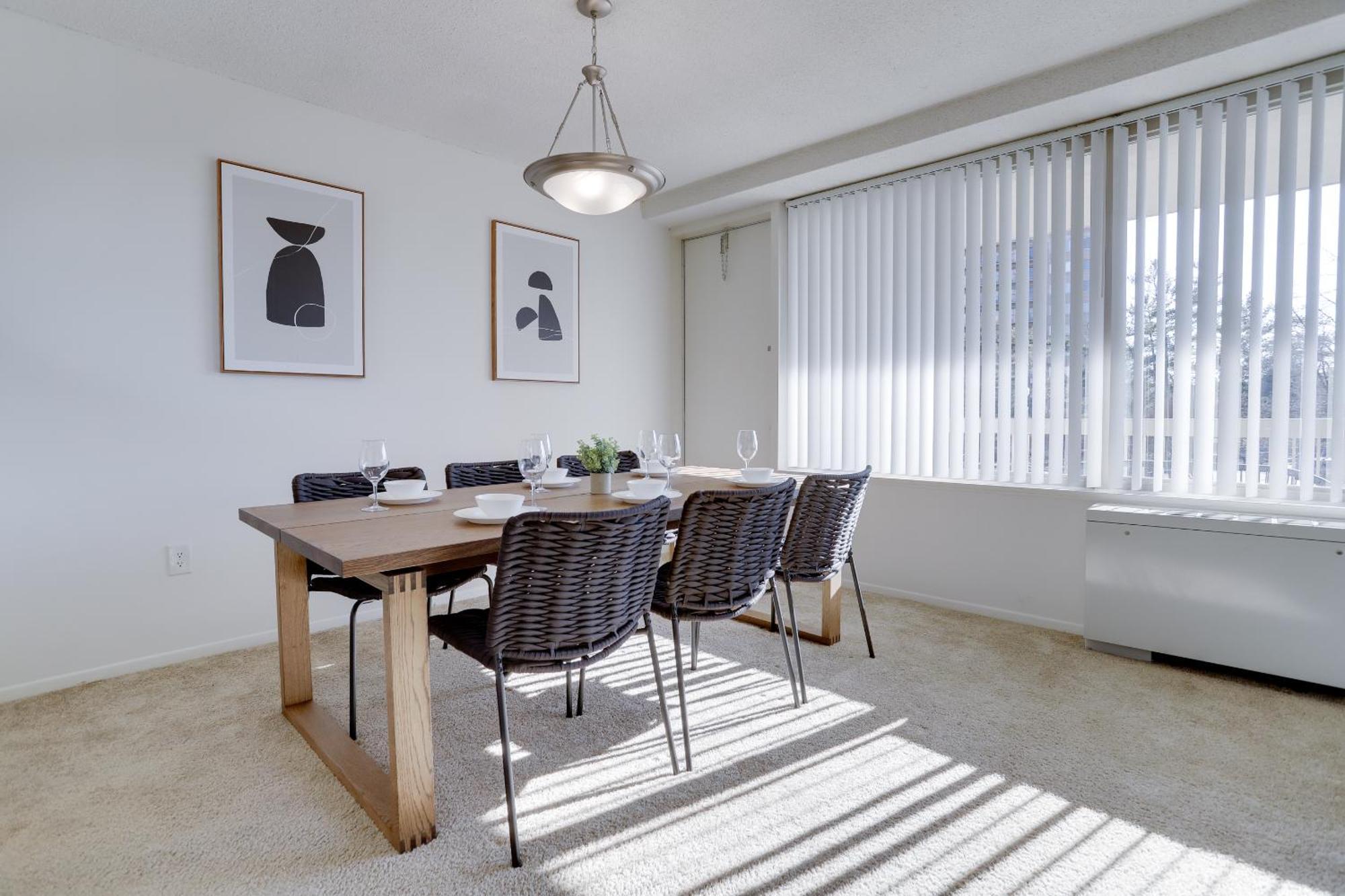 Spacious 2 Bedrooms Apt @Crystal City With Gym アーリントン エクステリア 写真