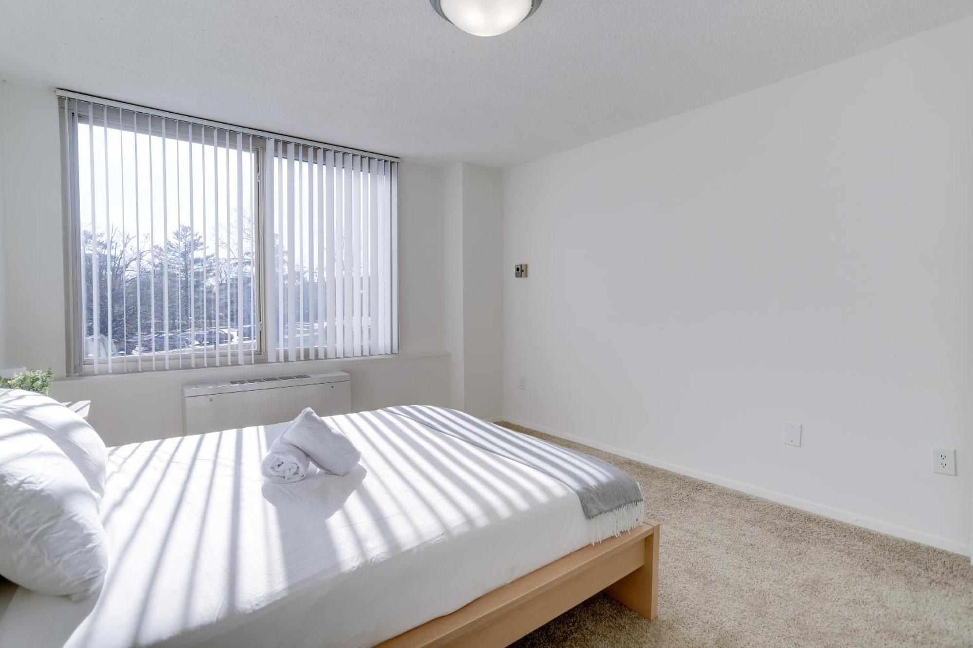 Spacious 2 Bedrooms Apt @Crystal City With Gym アーリントン エクステリア 写真