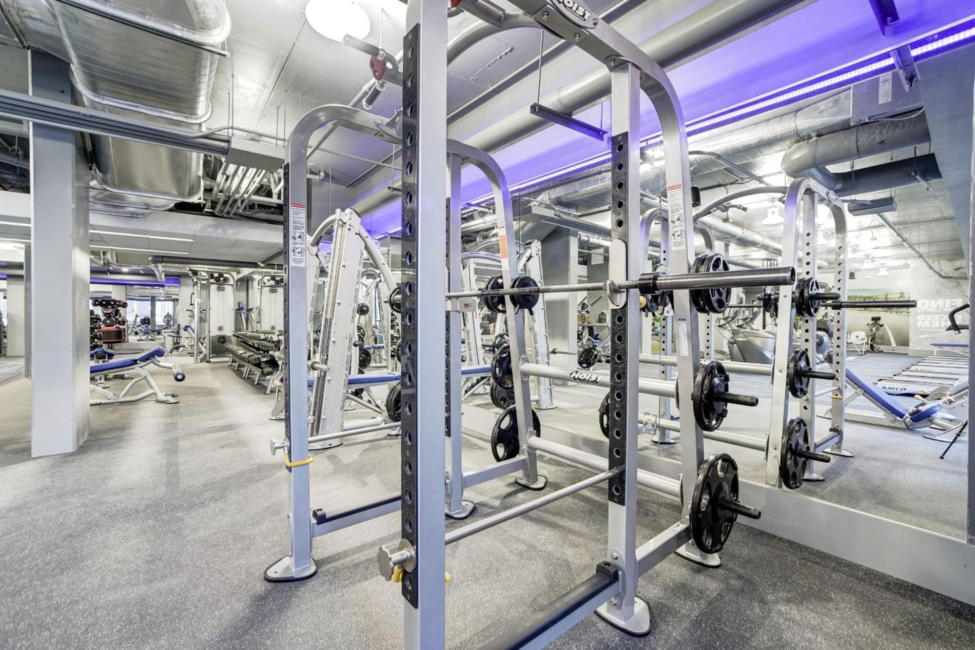 Spacious 2 Bedrooms Apt @Crystal City With Gym アーリントン エクステリア 写真